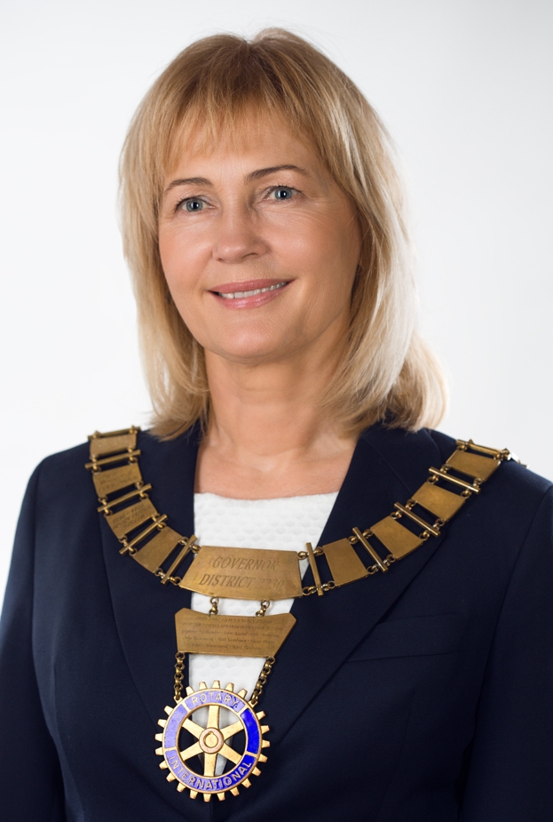 2015-2016 DG Barbara Pawlisz