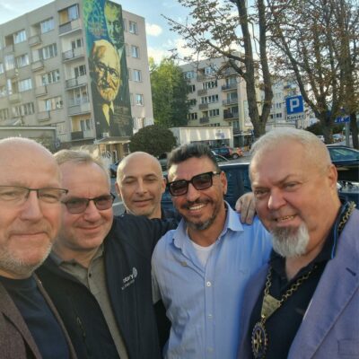 Ekipa telewizyjna Klubu Rotary Białystok Radek, Tomek, Paeł, Toni i Prezydent Jarek
