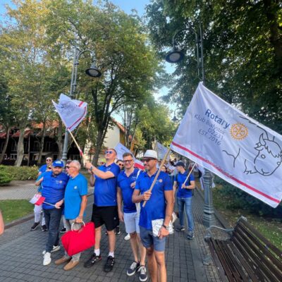 no cóż wiatr powiewał w nasze sztandary