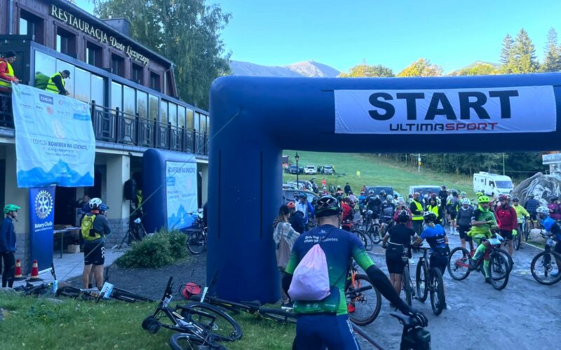 Rowerem na Śnieżkę