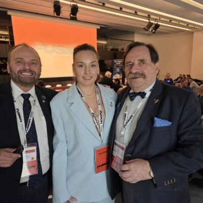 original-7FE8608D-8151-4FC8-8C15-C8D0AF6F97D7