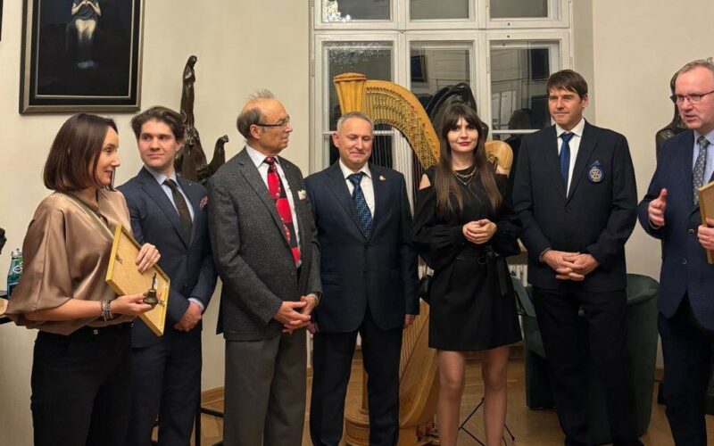 Czarter Rotary Club Warszawa Kopernik